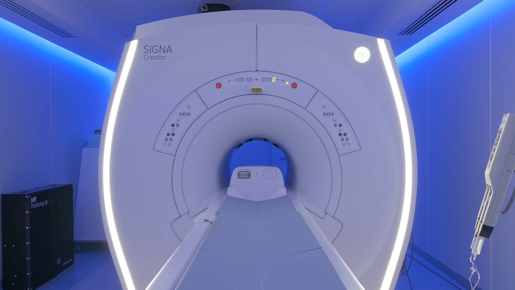 Resonancia Magnética Columna Cervical Con Contraste